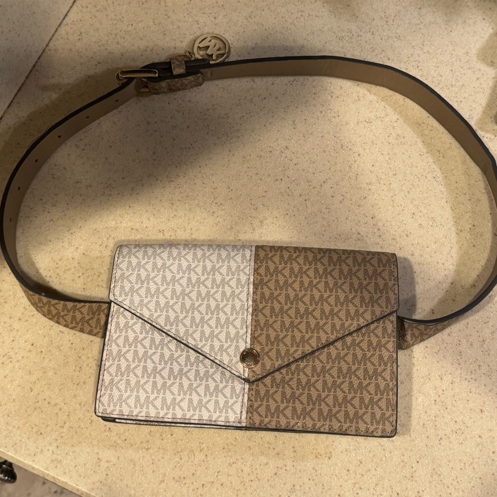 Michael Kors Belt Bag